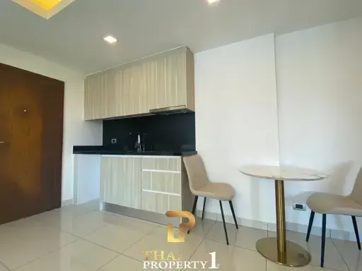 1 Bedroom Condo for Sale in Jomtien – Laguna Beach Resort 1