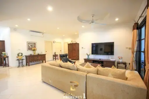 Elegant 3 Bedroom Pool Villa At Laguna Villa 2 Hua Hin