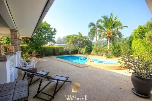 Elegant 3 Bedroom Pool Villa At Laguna Villa 2 Hua Hin