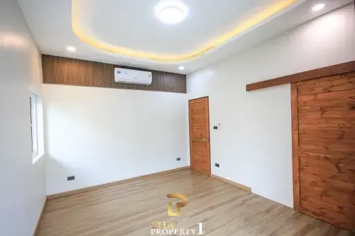 Freestanding Nicely Renovated 3 Bedroom House On Hua Hin Soi 70