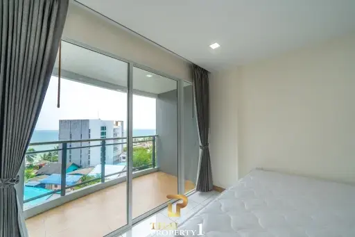 Sea View 2 Bedroom Condo For Sale in Na Jomtien Whale Marina Condominium