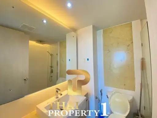 2-Bedroom Condo for Sale at Atlantis Condo Resort Jomtien Pattaya