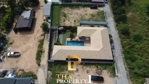 4 Bedroom Private Pool Villa for Sale in Huay Yai, Pattaya