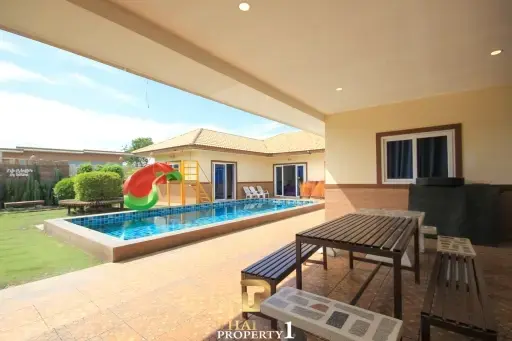 4 Bedroom Private Pool Villa for Sale in Huay Yai, Pattaya