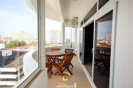 Seaview 2 Bedroom for Sale in Jomtien Complex Condominium