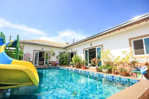 3 Bedroom Pool Villa for Sale Near Golf Course in Huay Yai Pattaya