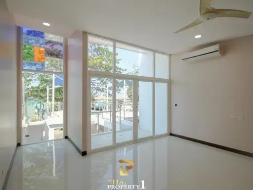 Bangsaray Beachfront Pool Villa for Sale Only 7.5 M THB - Bangsaray Pattaya