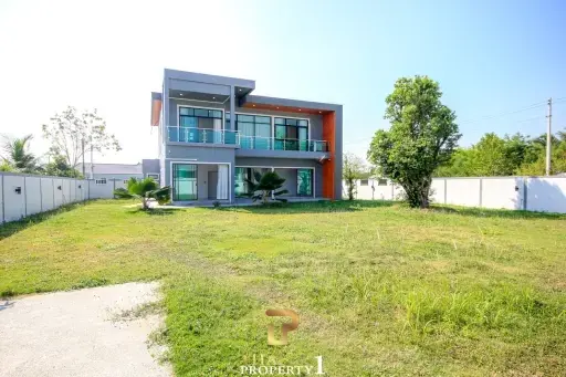 Modern 2-Storey Home On 1,064 SQ.M. Plot - Black Mountain Area Hua Hin