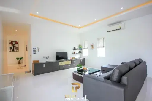 Delightful Modern Luxury 3 Bedroom Pool Villa - Hua Hin Soi 88