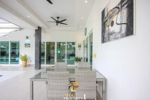 Delightful Modern Luxury 3 Bedroom Pool Villa - Hua Hin Soi 88