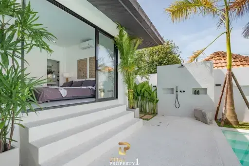 Luxury 5 Bedroom Pool Villa for Sale in East Pattaya – Srisuk Villa Pattaya