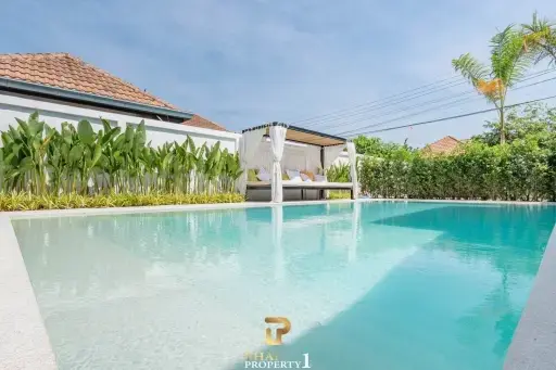 Luxury 5 Bedroom Pool Villa for Sale in East Pattaya – Srisuk Villa Pattaya