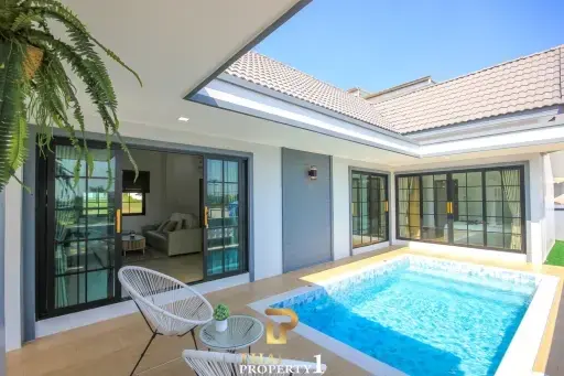 New Modern Central 3 Bedroom Pool Villa - Hua Hin Soi 102