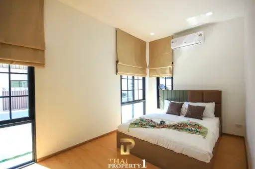 New Modern Central 3 Bedroom Pool Villa - Hua Hin Soi 102