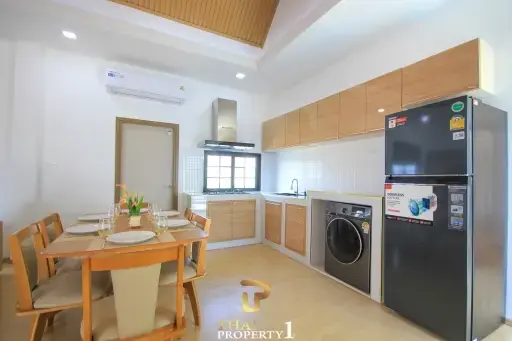 New Modern Central 3 Bedroom Pool Villa - Hua Hin Soi 102