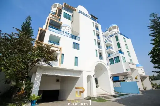 Costa Village Bangsaray 1-Bedroom Condo with Private Jacuzzi for Sale in Bangsaray Pattaya