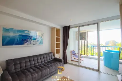 Costa Village Bangsaray 1-Bedroom Condo with Private Jacuzzi for Sale in Bangsaray Pattaya