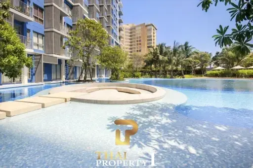 Stunning Sea &amp; Mountain View 2 Bed Beach Condo - Cha Am