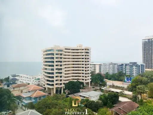 Beachfront 2 Bedroom Condo for Sale – Veranda Residence Pattaya Na Jomtien