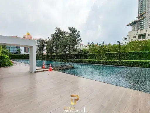 Beachfront 2 Bedroom Condo for Sale – Veranda Residence Pattaya Na Jomtien