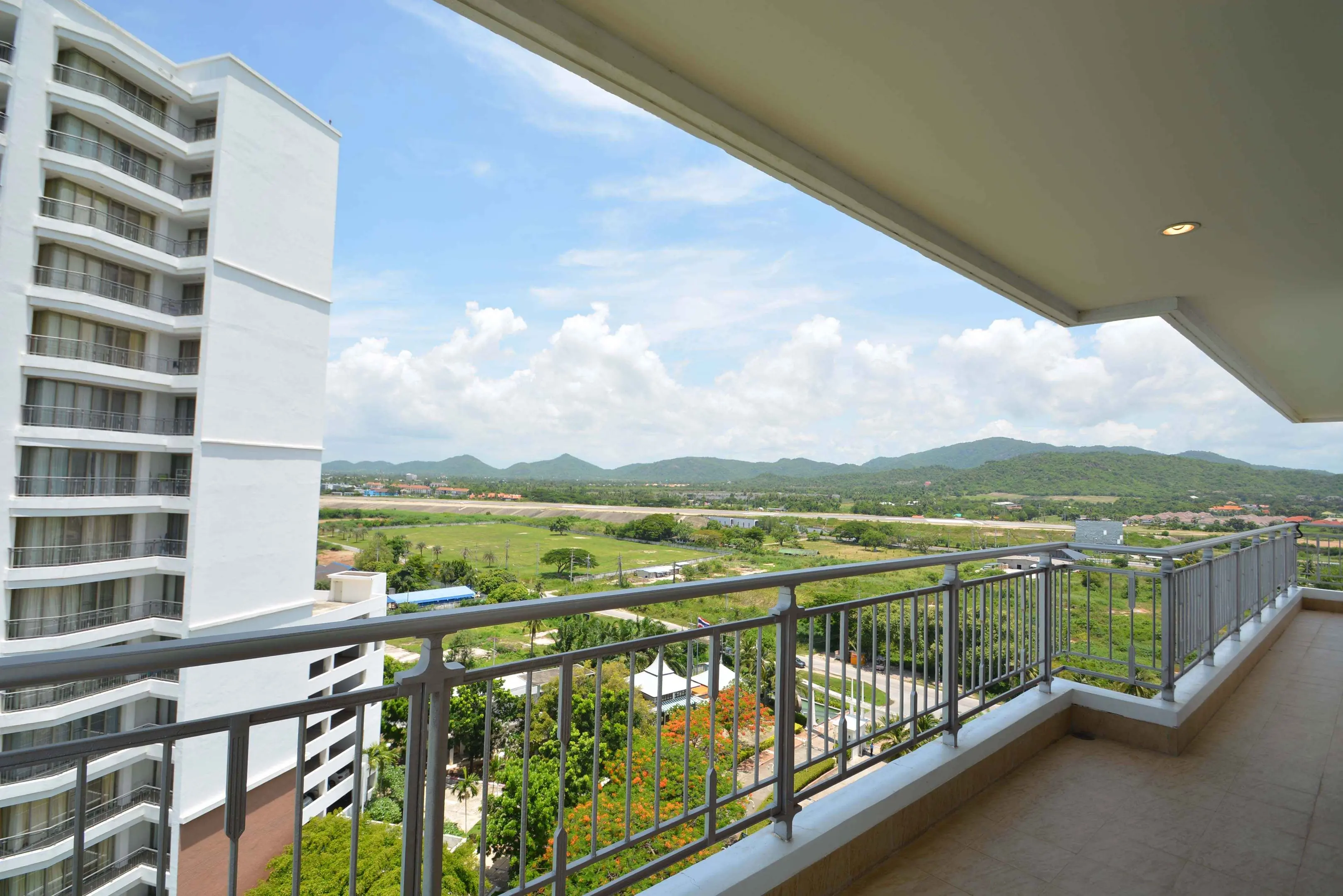 Sea View 2 Bedroom Condo  - Boathouse Hua Hin