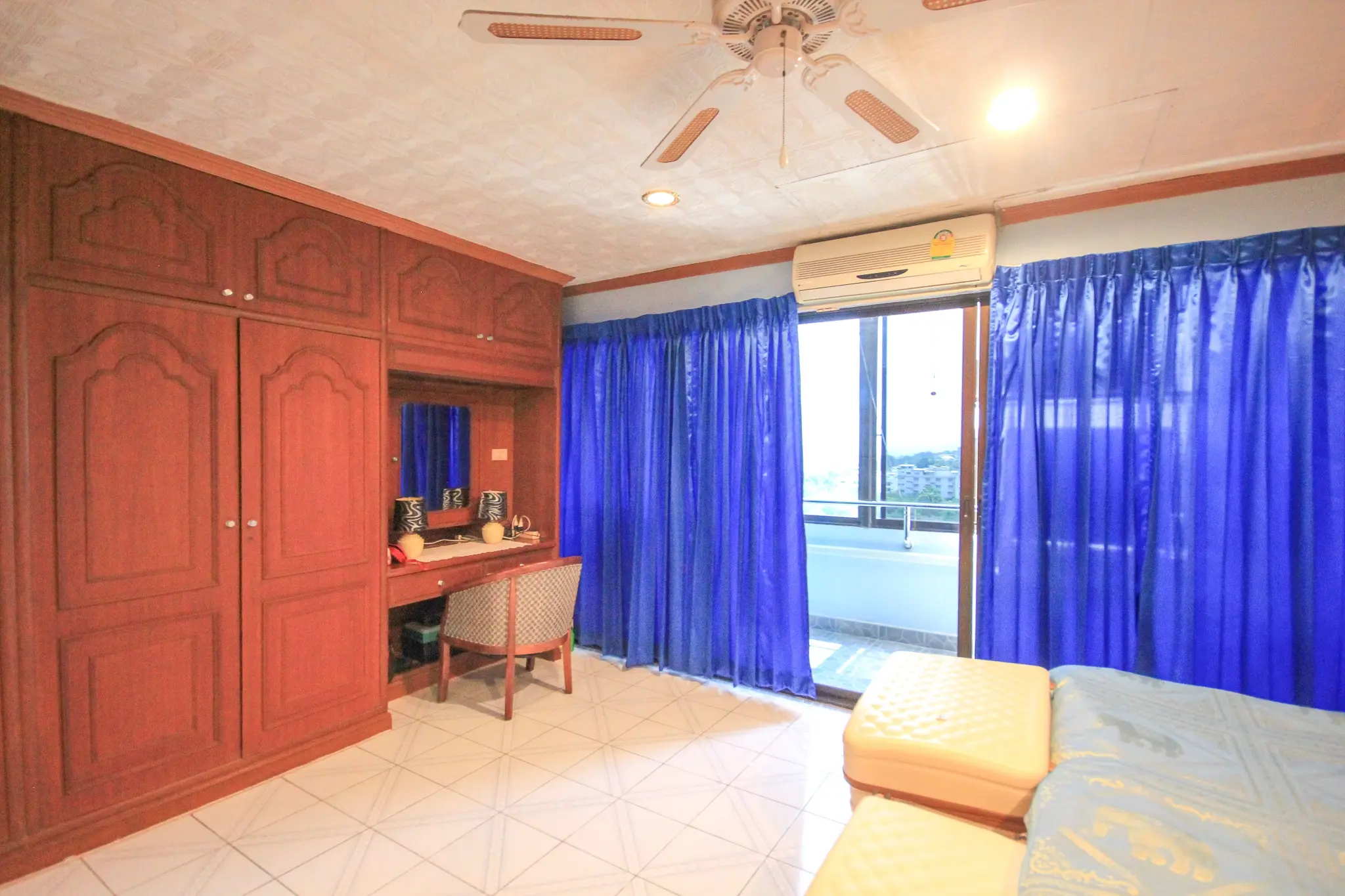 Direct Sea View 1 Bedroom Condo - Cattareya Condotel Cha Am Beach