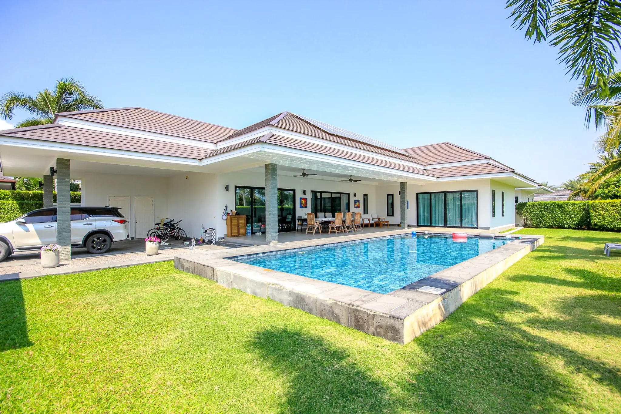 Luxury 3 Bedroom Pool Villa On 900 sq.m. Plot At The Clouds 1 