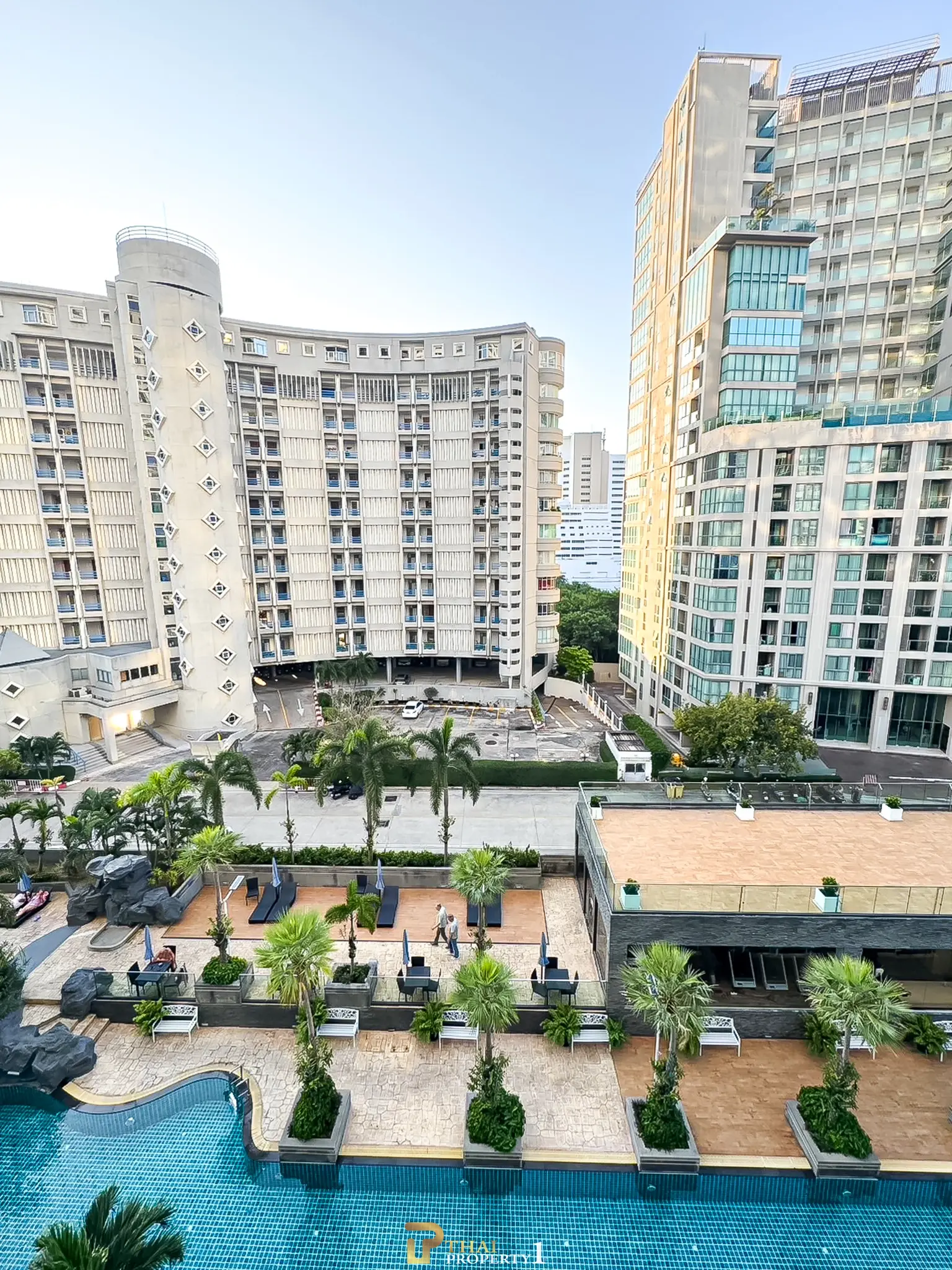 Foreign Name 1 Bedroom Condo for Sale at The Cliff Pratumnak Pattaya