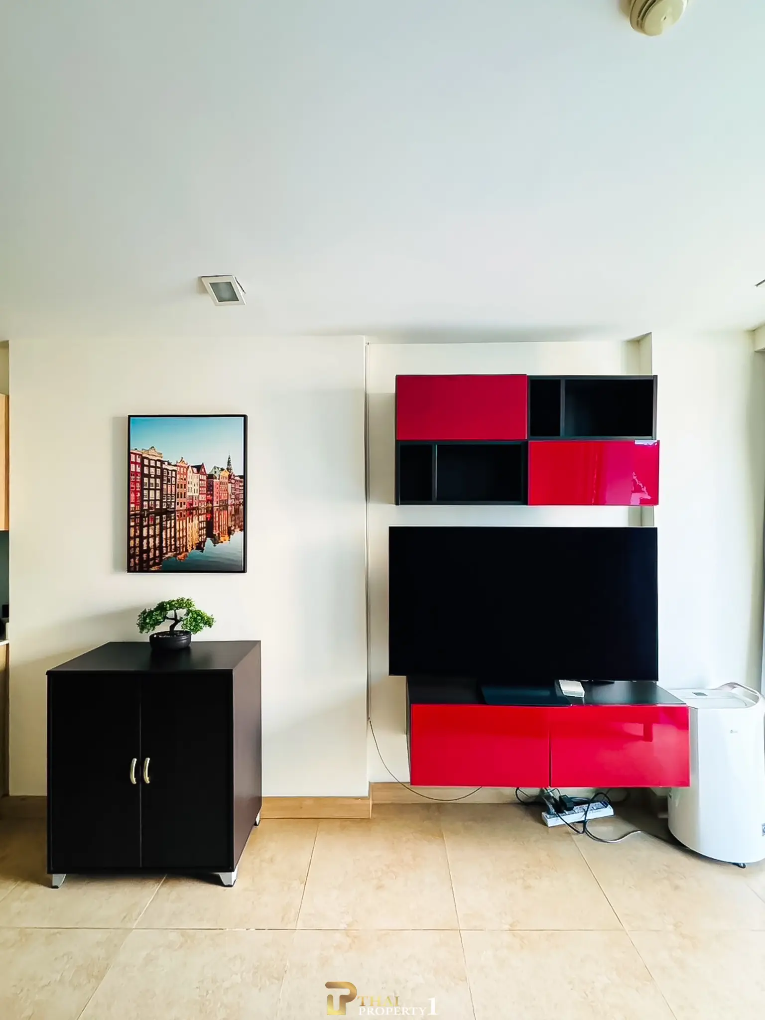 Foreign Name 1 Bedroom Condo for Sale at The Cliff Pratumnak Pattaya