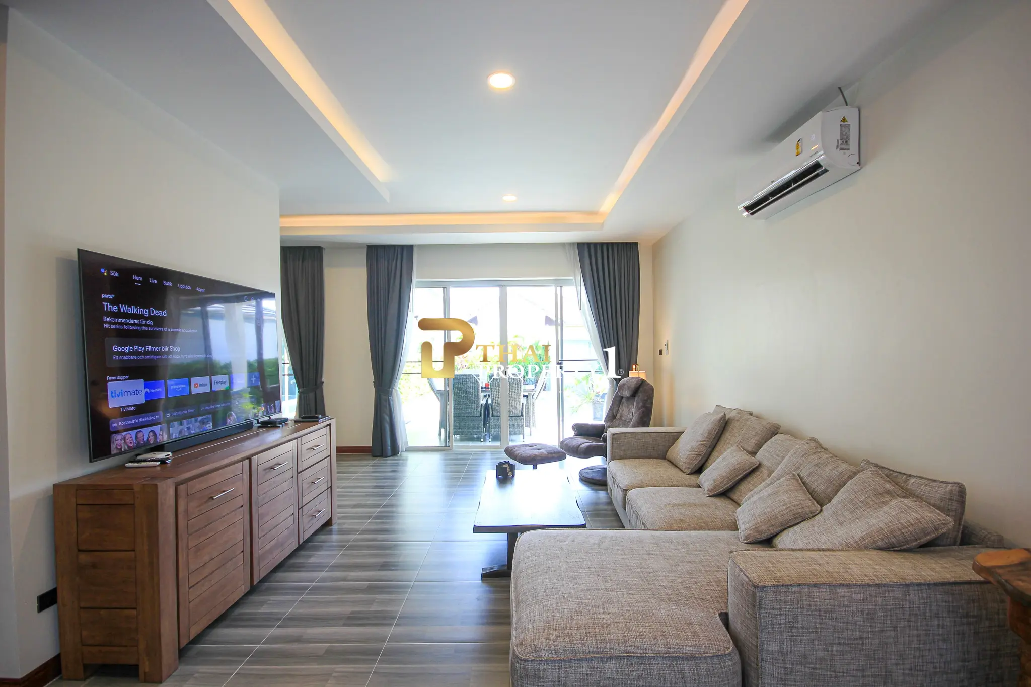 Modern Single-Story Pool Villa Open Living Space at Wararom Village Khao Tao