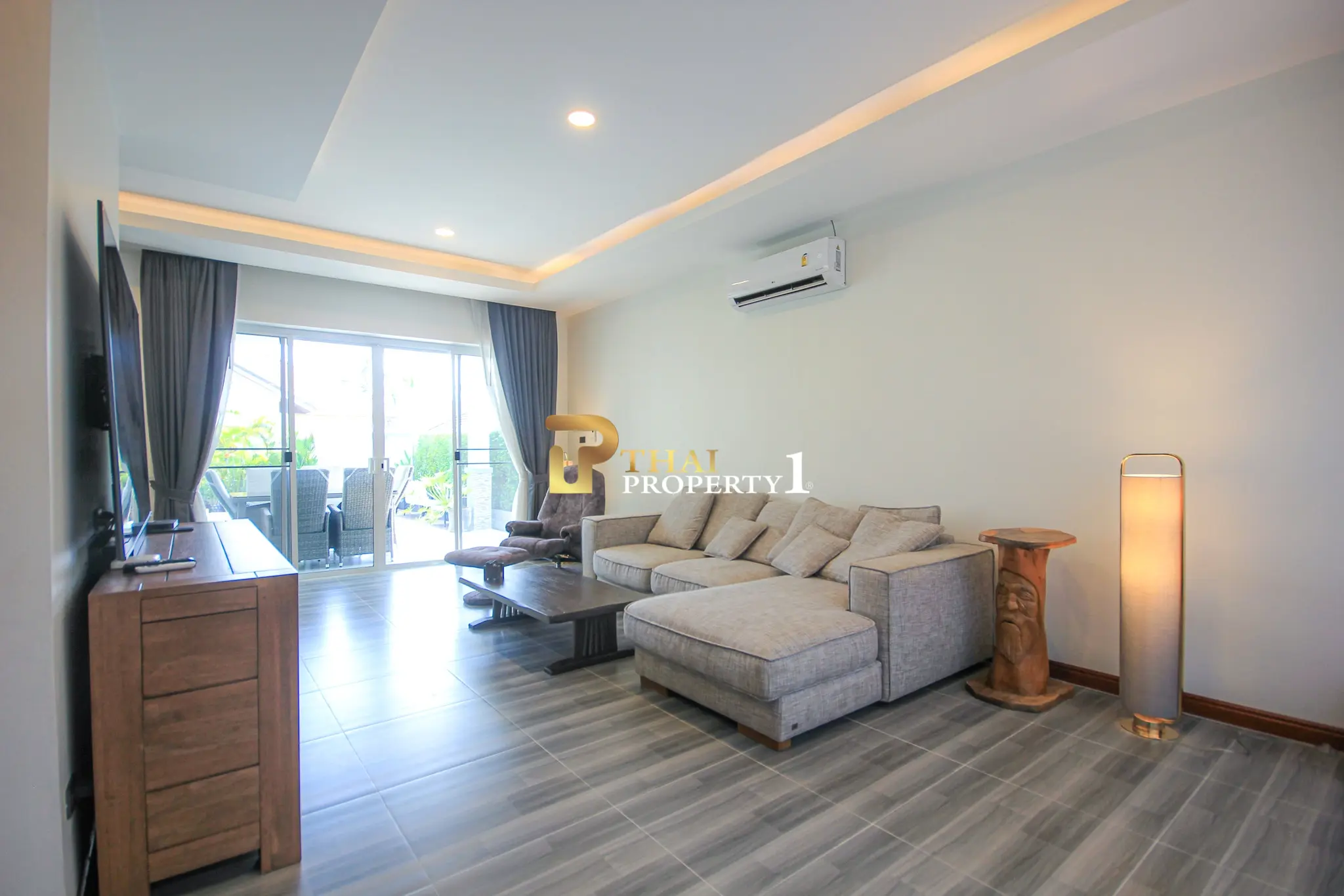 Modern Single-Story Pool Villa Open Living Space at Wararom Village Khao Tao