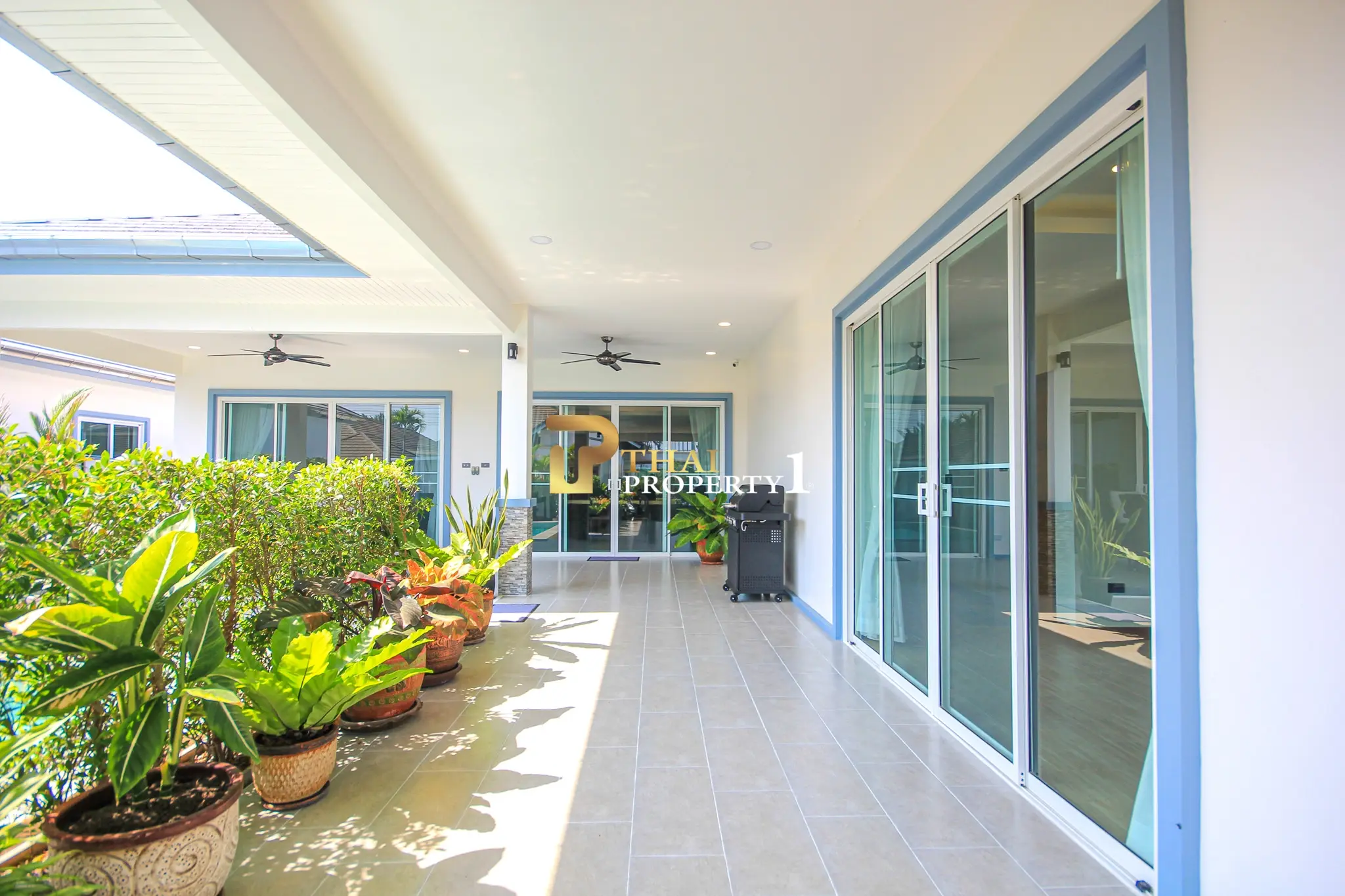 Modern Single-Story Pool Villa Open Living Space at Wararom Village Khao Tao