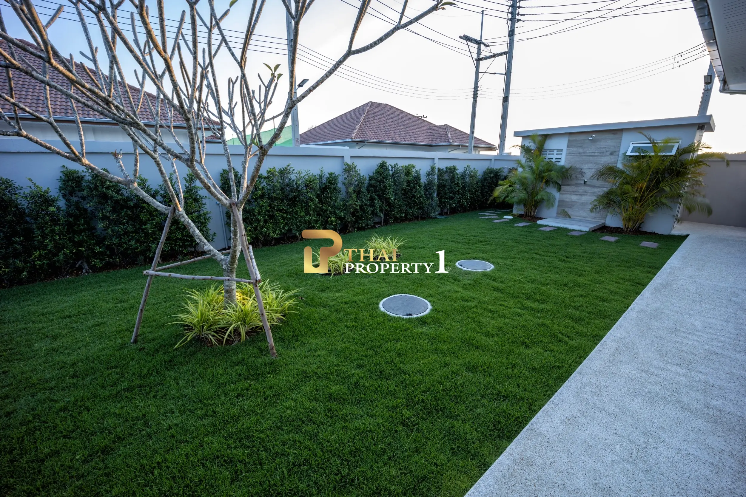 Mali Bua - Spacious Single-Story Villa with Private Pool in Quiet Hua Hin Neighborhood