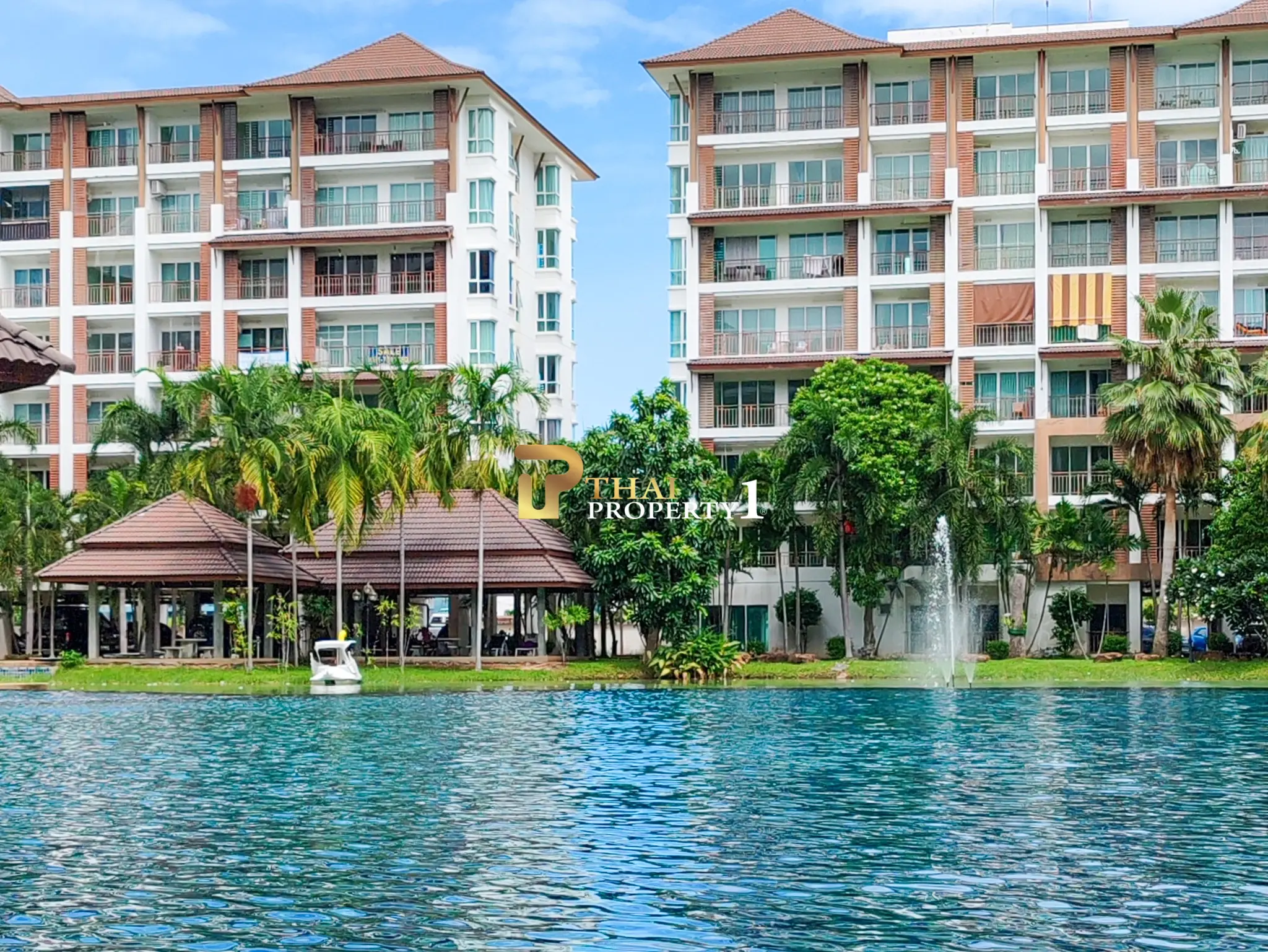 Cozy Studio Condo with Balcony At AD Condo Bang Sare, Sattahip
