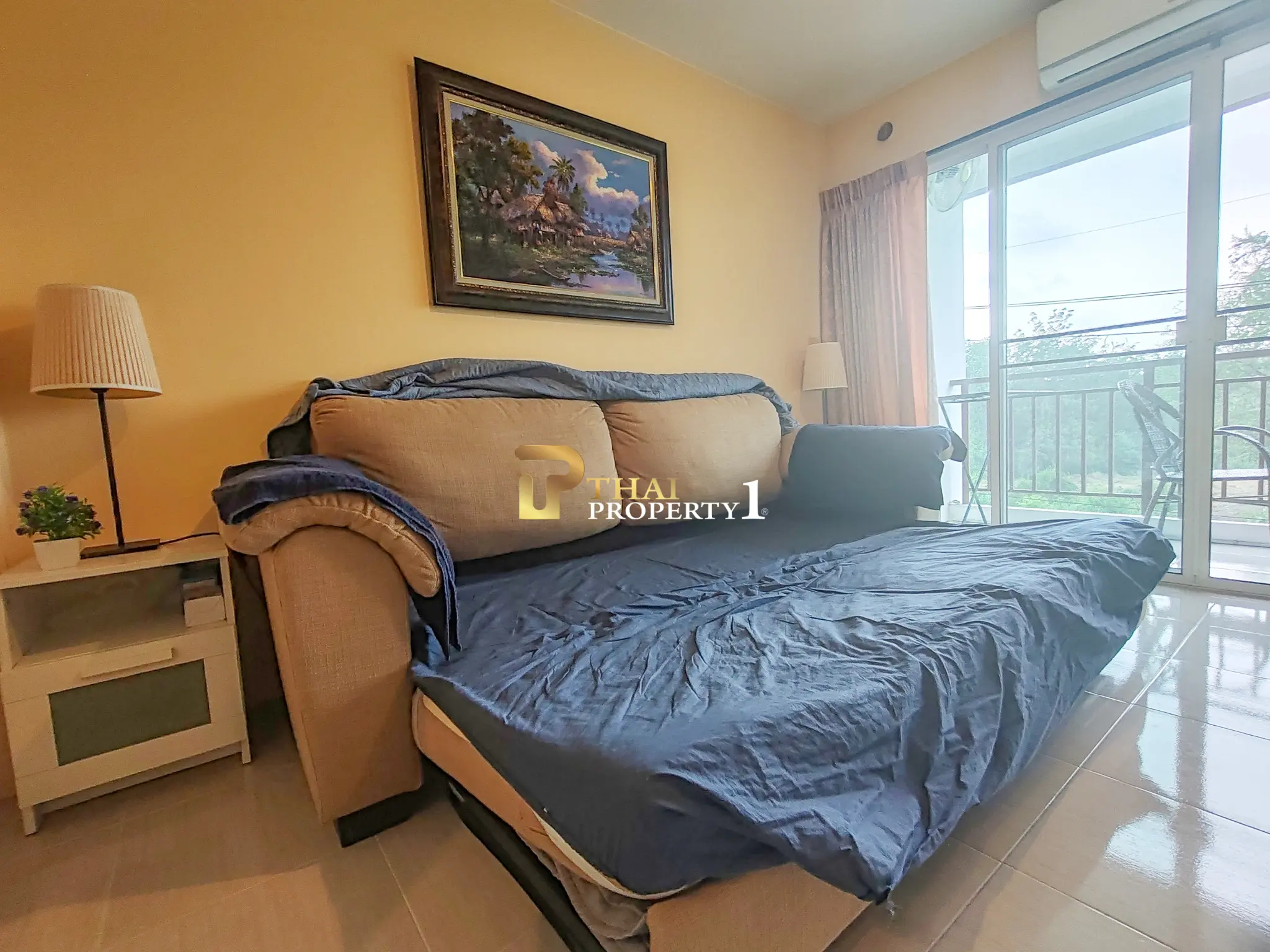 Cozy Studio Condo with Balcony At AD Condo Bang Sare, Sattahip