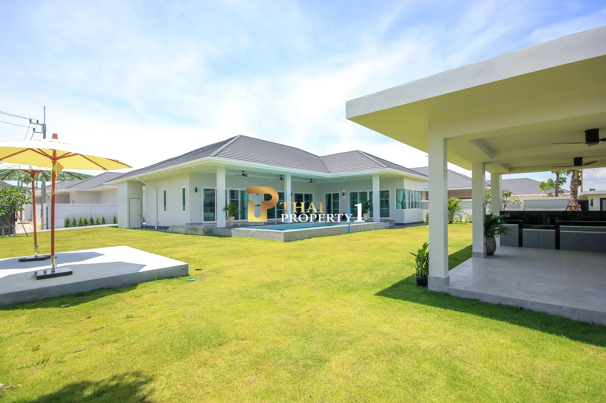 Spacious New Modern Villa with Private Pool in Hua Hin