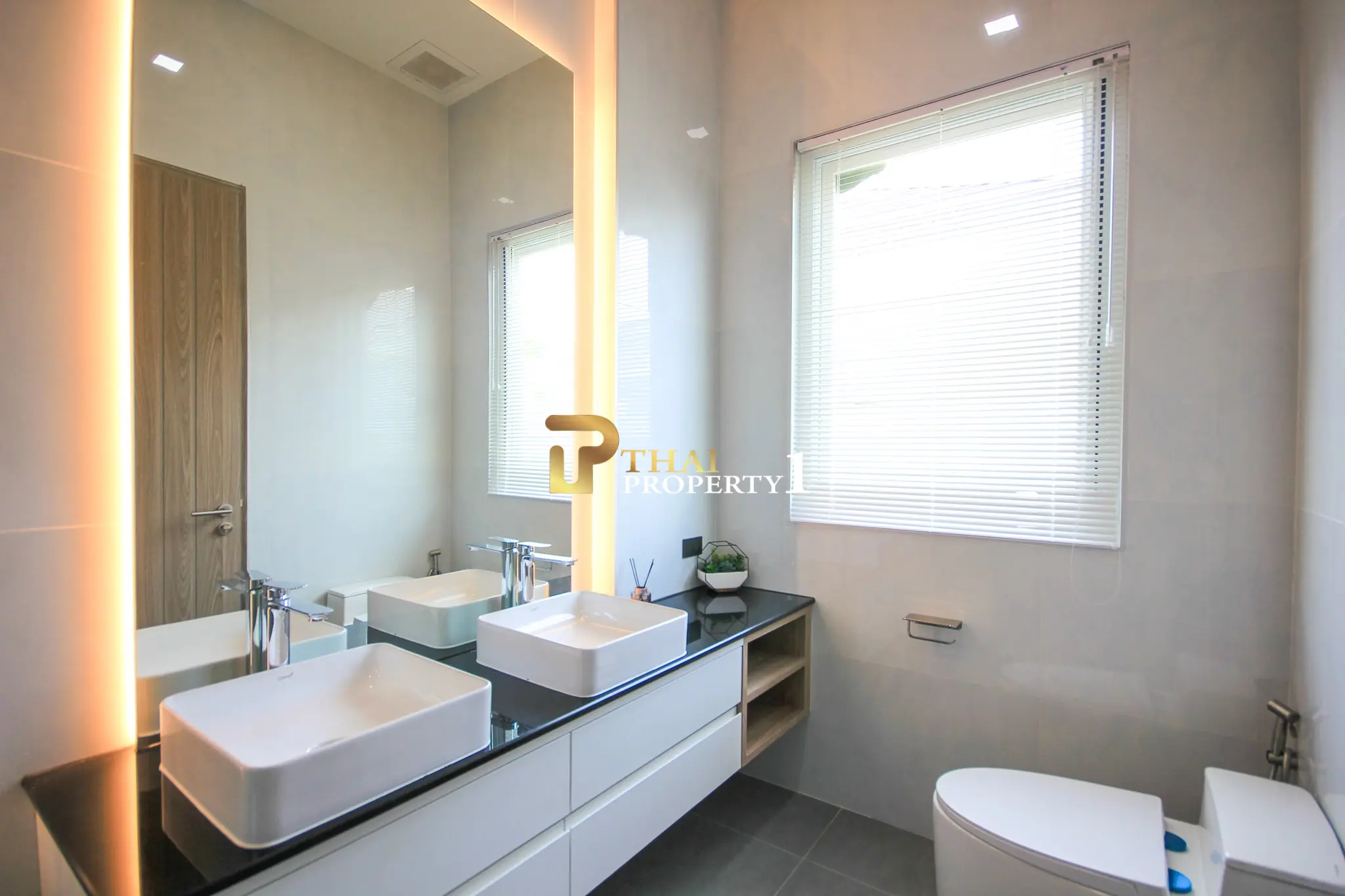 Spacious New Modern Villa with Private Pool in Hua Hin