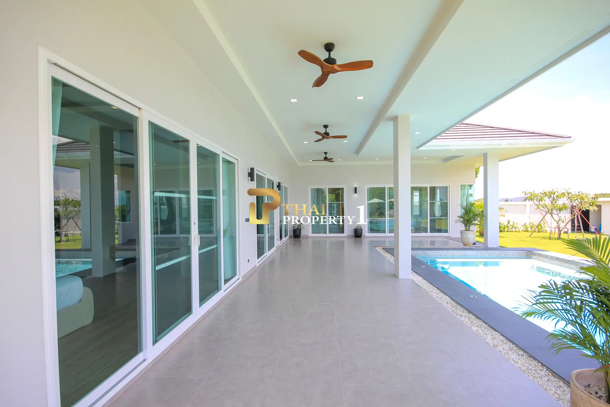 Spacious New Modern Villa with Private Pool in Hua Hin