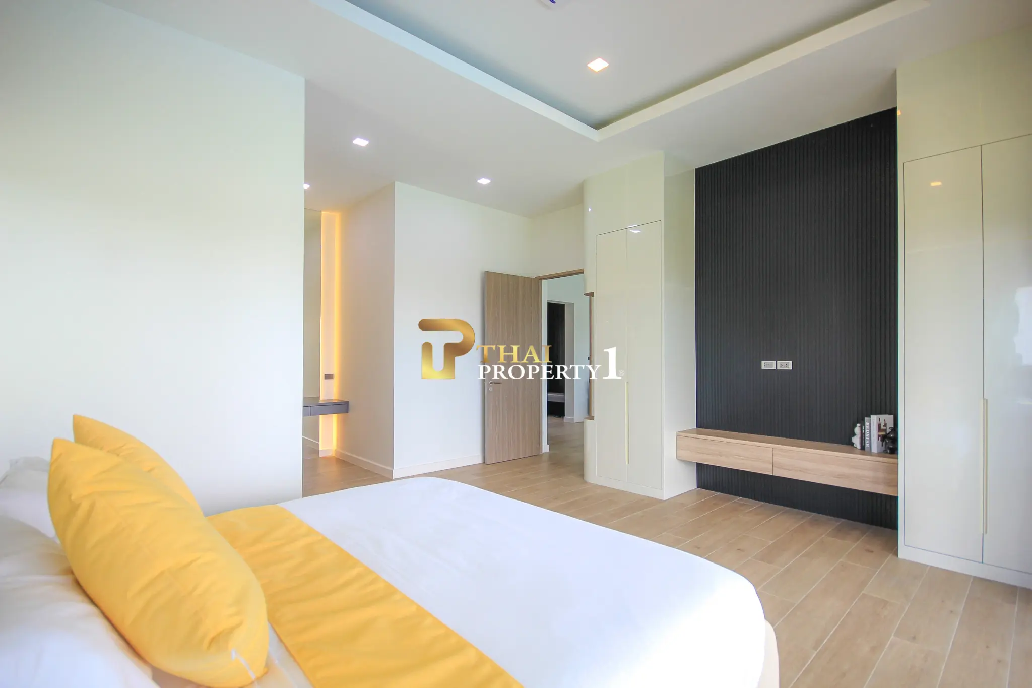Spacious New Modern Villa with Private Pool in Hua Hin