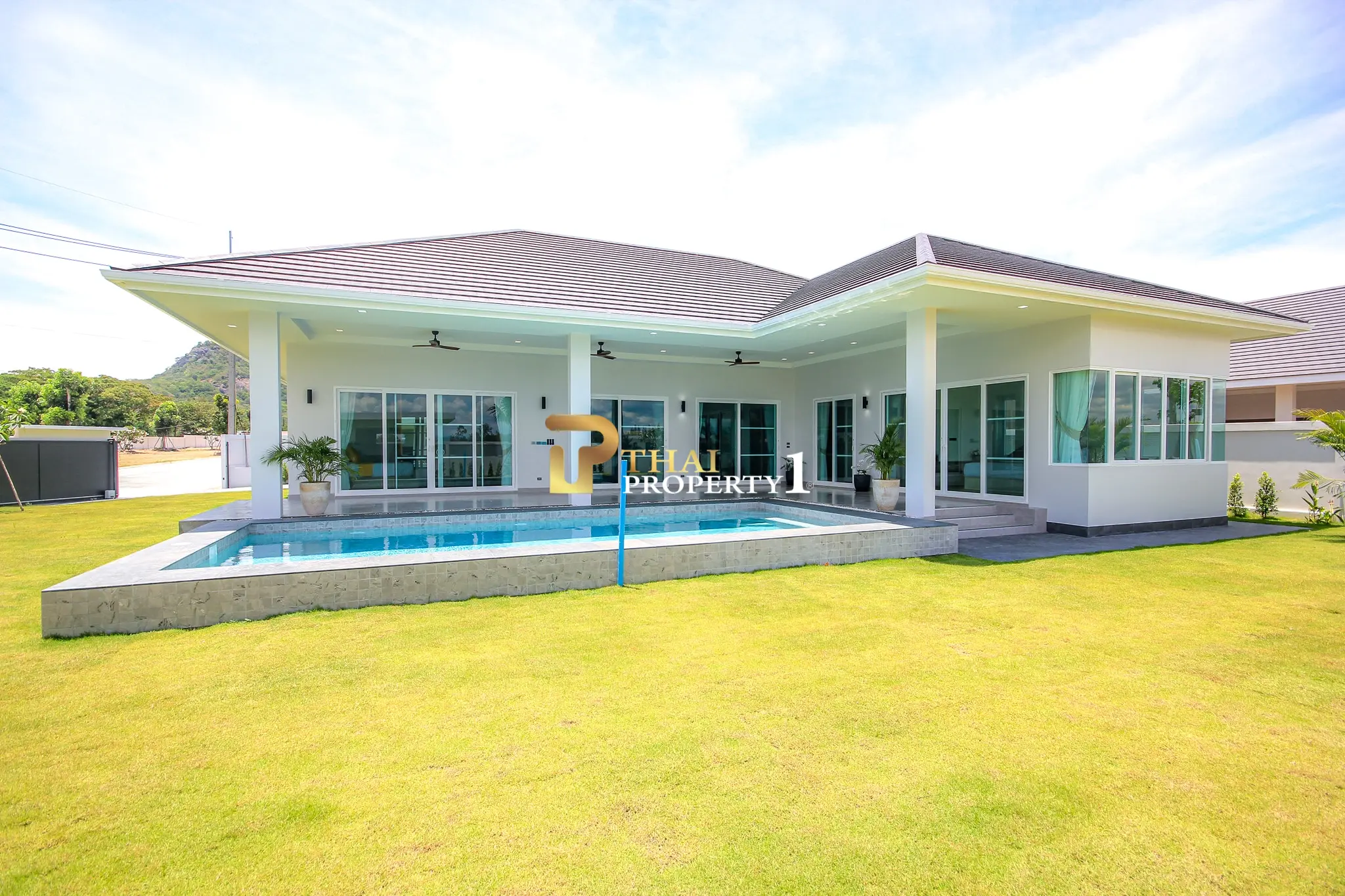 Modern 3-Bedroom Single-Story Villa with Private Pool in Hua Hin (Off-Plan)