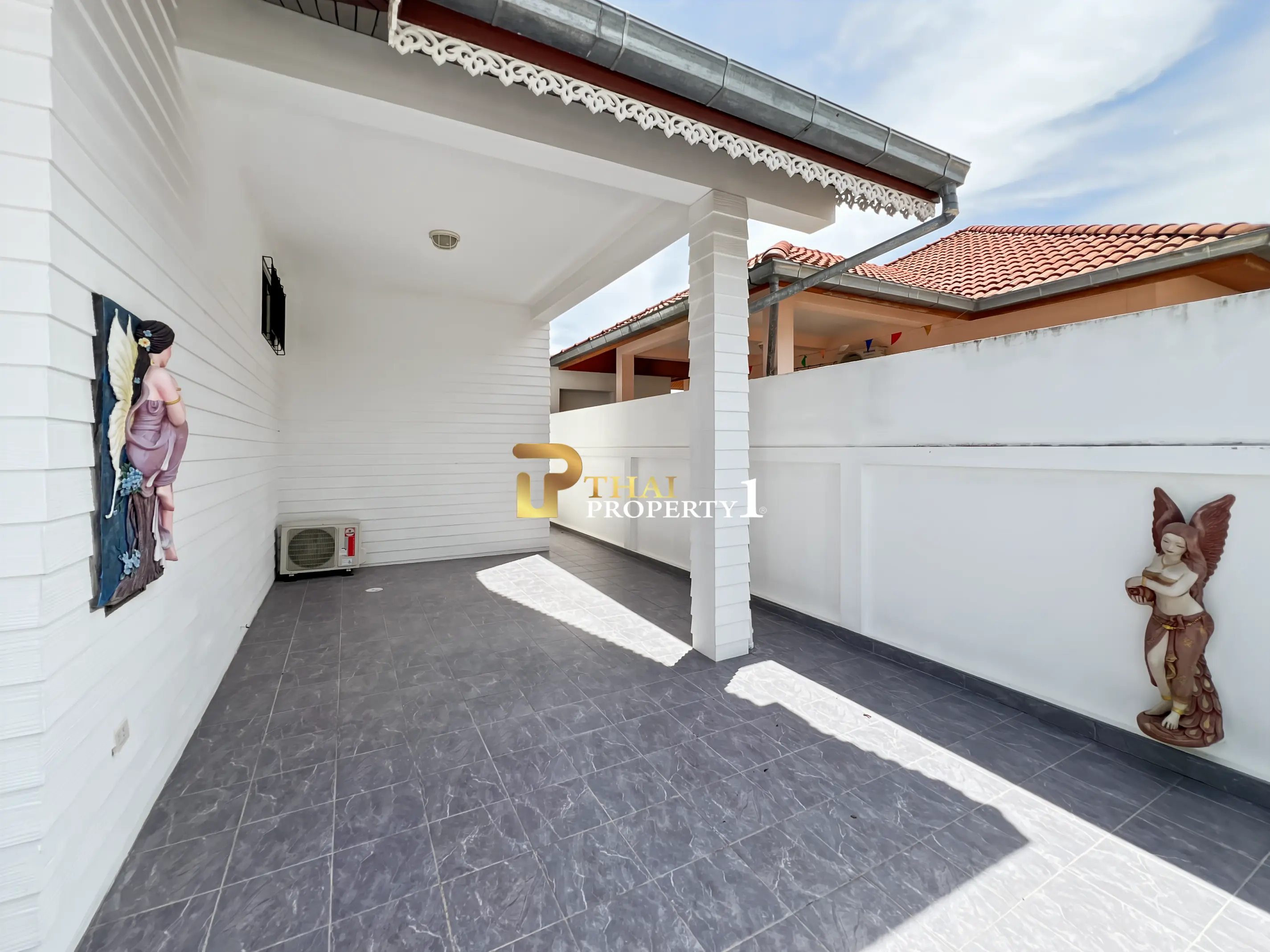 Great Value 3 Bedroom House For Sale Hua Hin Soi 6
