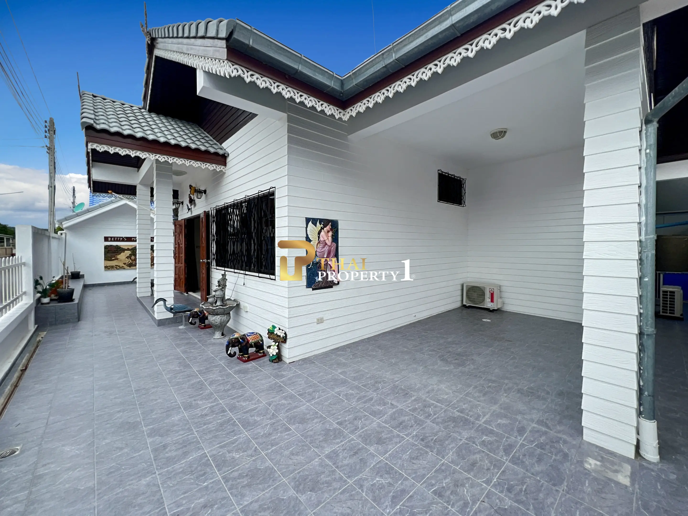 บ้านเดี่ยว 3 ห้องนอน - ซอยหัวหิน 6 