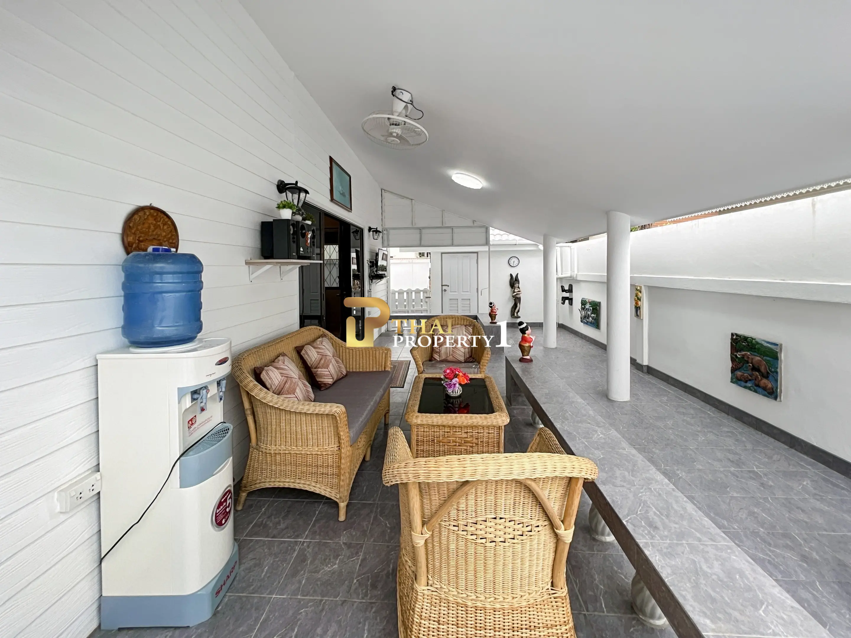 บ้านเดี่ยว 3 ห้องนอน - ซอยหัวหิน 6 