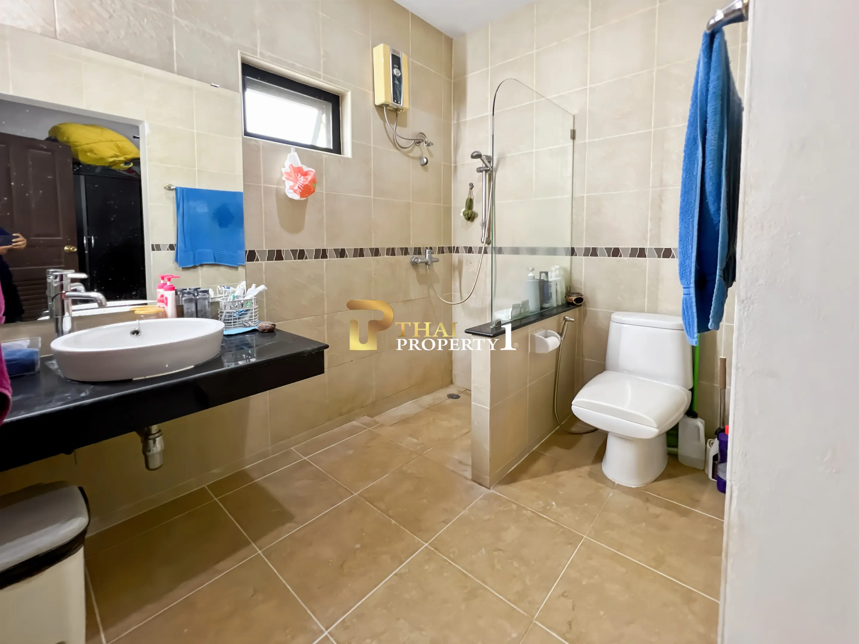 Comfortable Central 3-Bedroom Villa With Open Living Space In Hua Hin Horizon 
