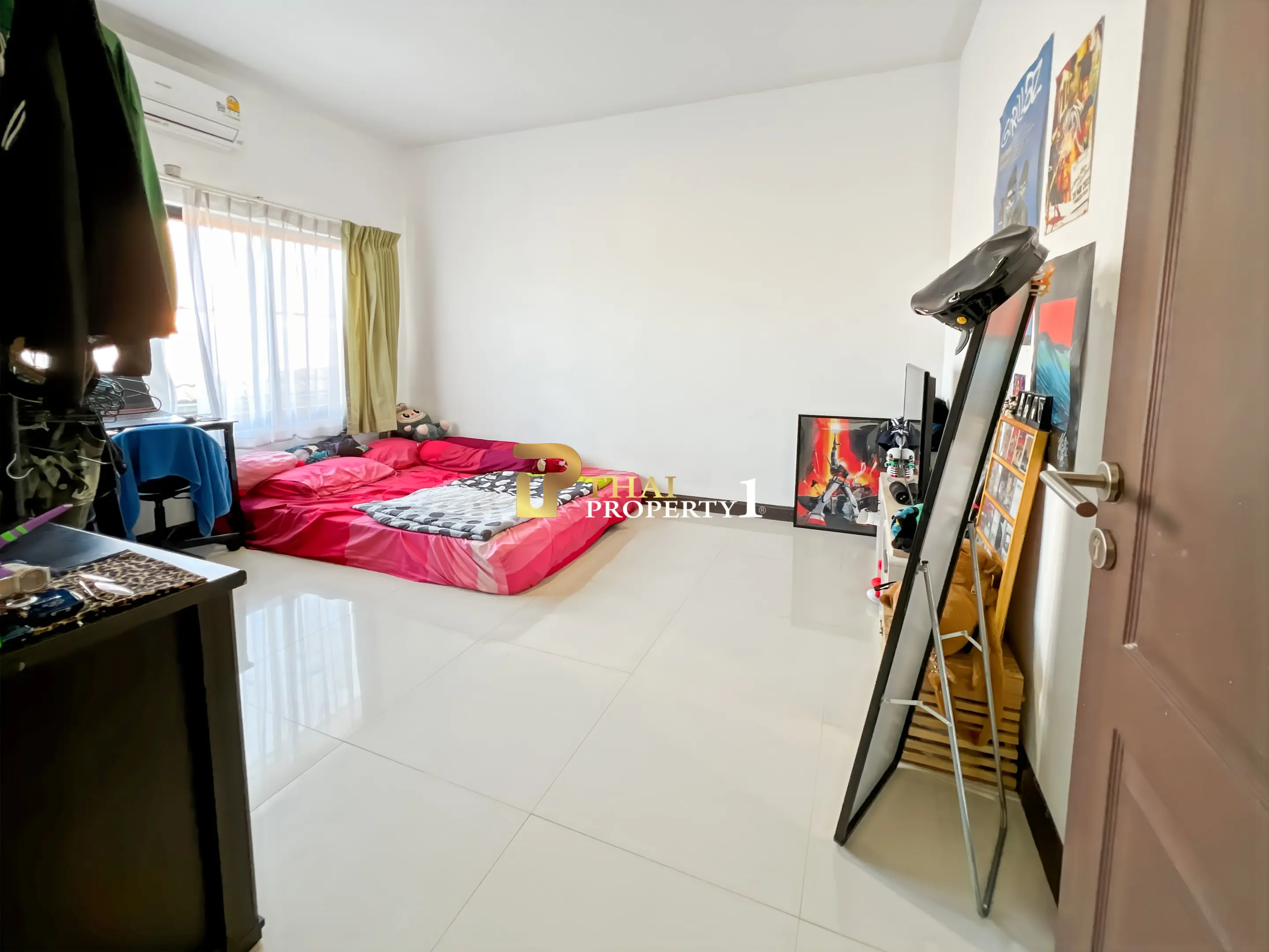 Comfortable Central 3-Bedroom Villa With Open Living Space In Hua Hin Horizon 