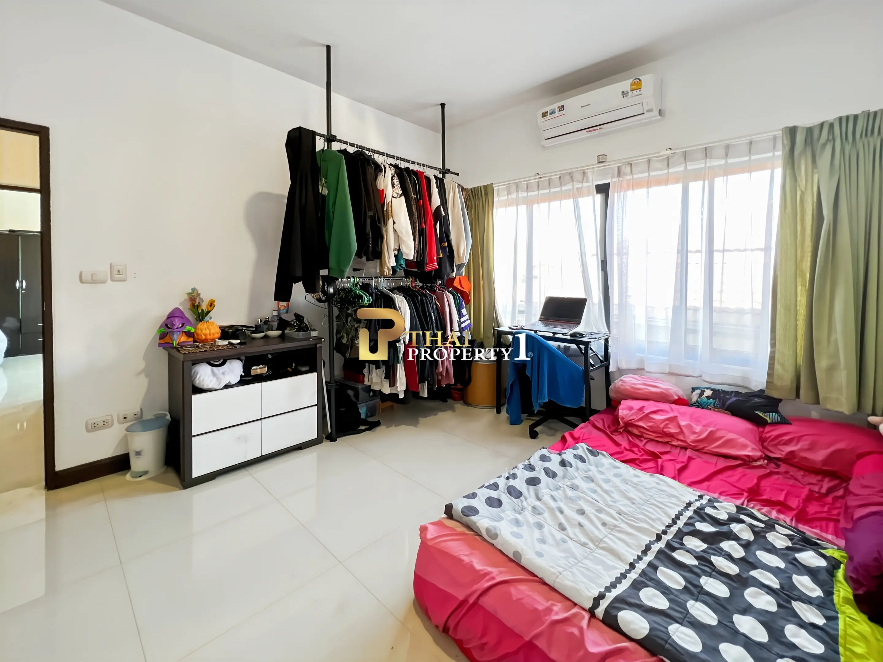 Comfortable Central 3-Bedroom Villa With Open Living Space In Hua Hin Horizon 