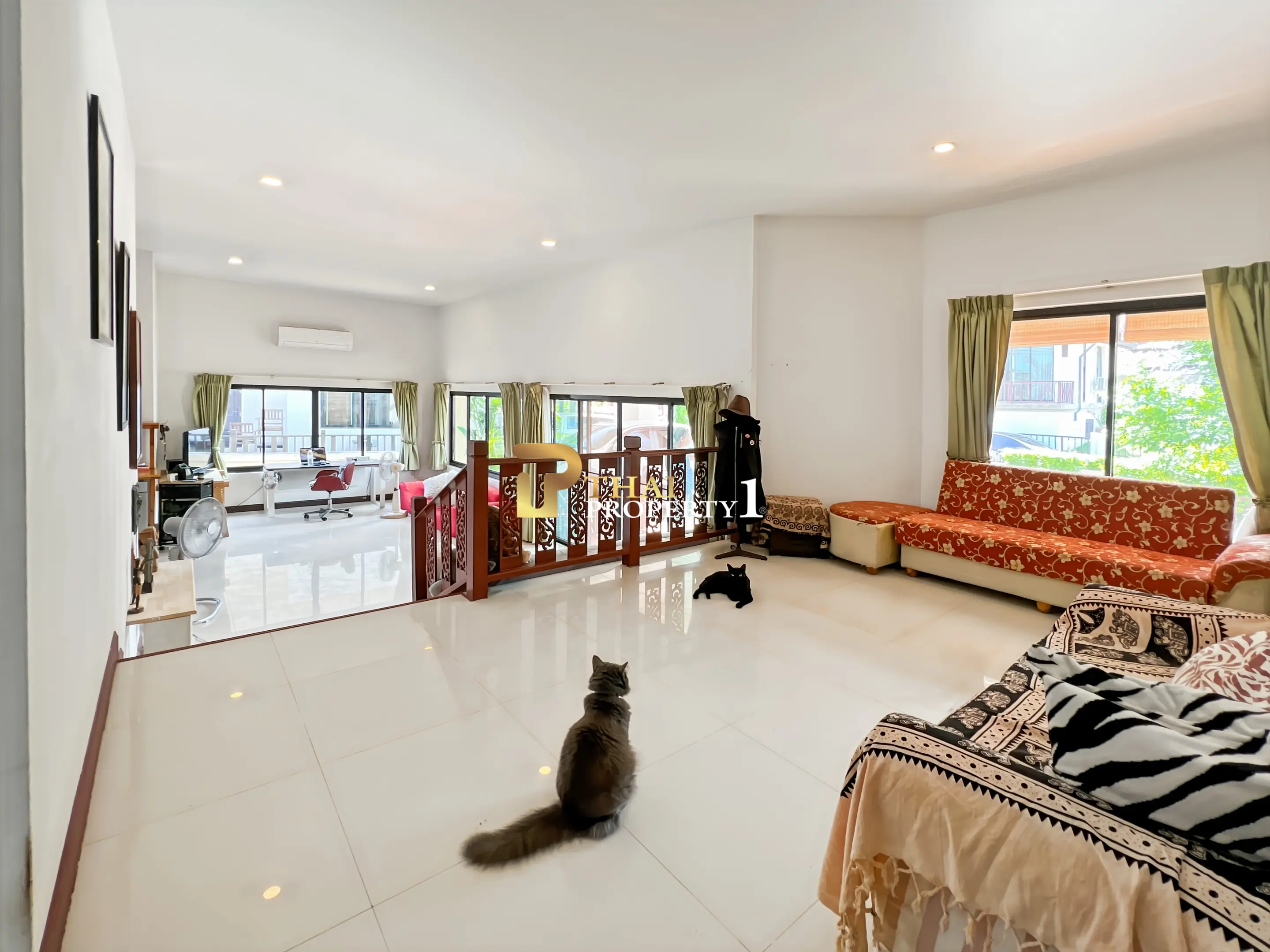 Comfortable Central 3-Bedroom Villa With Open Living Space In Hua Hin Horizon 