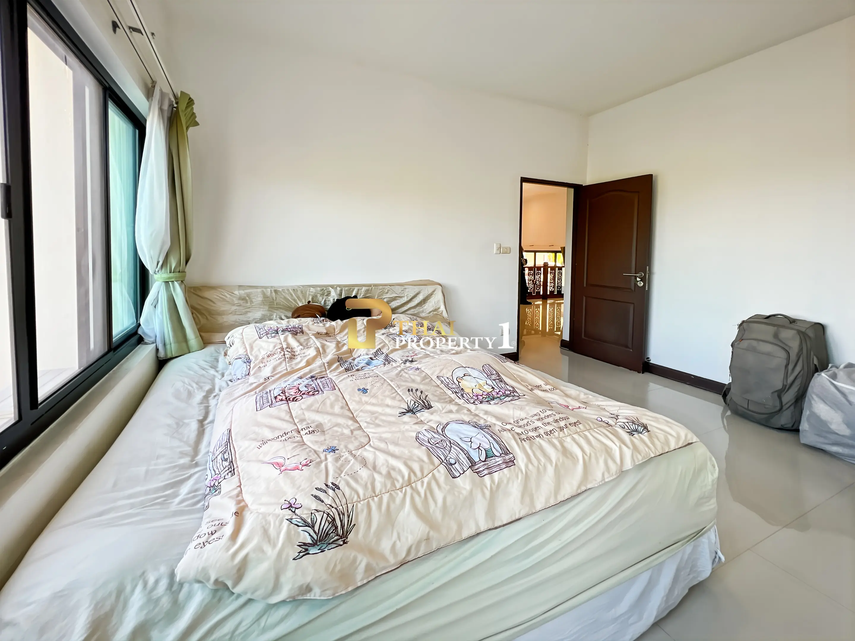 Comfortable Central 3-Bedroom Villa With Open Living Space In Hua Hin Horizon 