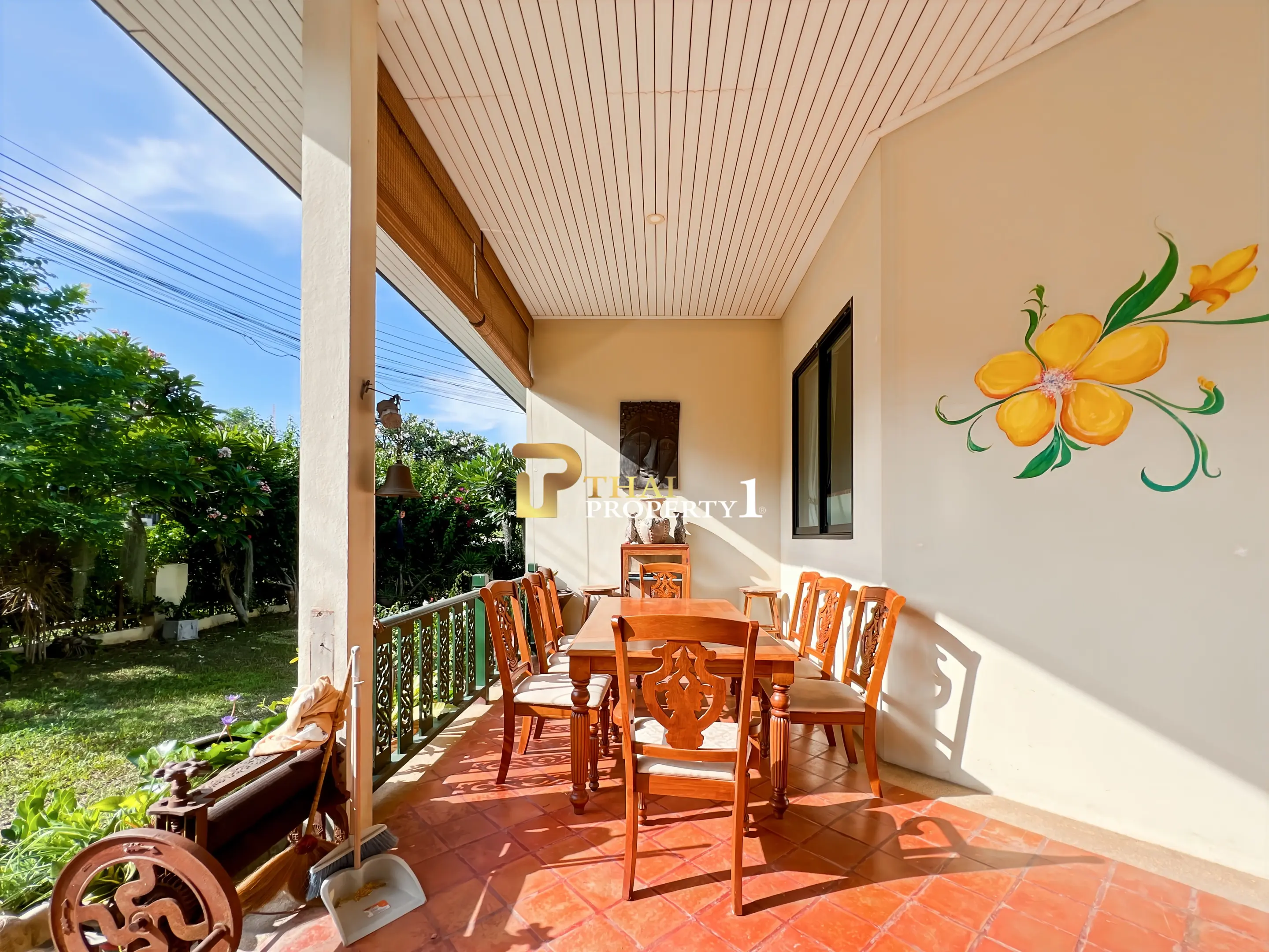 Comfortable Central 3-Bedroom Villa With Open Living Space In Hua Hin Horizon 