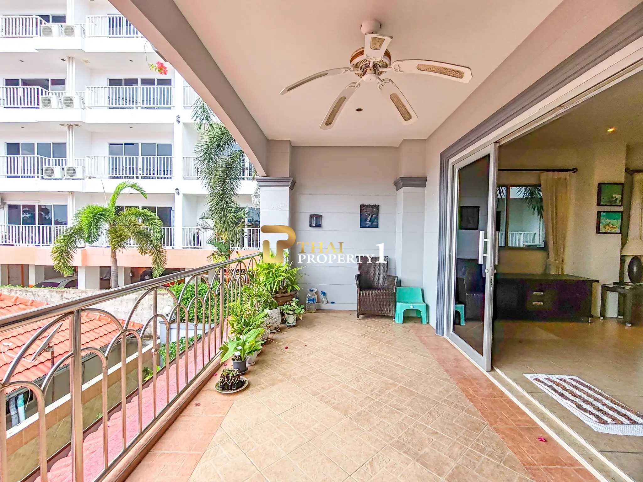 Corner 2 Bed, 2 Bath Condo At Nordic Apartment 4 Pratamnak Pattaya